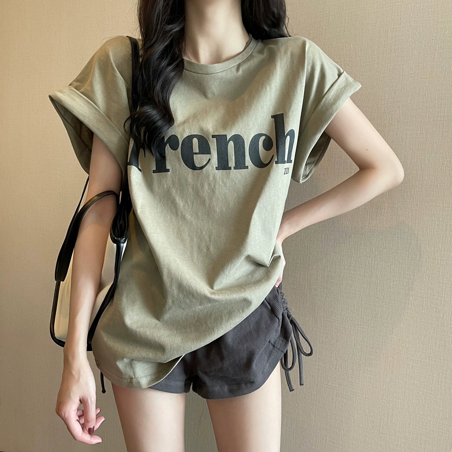 2025年新作ネットセレブインスーパーホットスリムドロップショルダースウィートクール半袖Tシャツゆったり女子夏学生トップストレンド